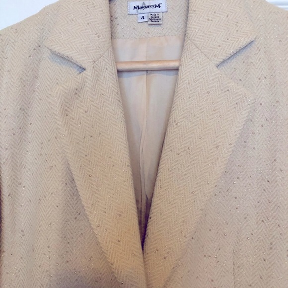 Cream with Gold Specs 3/4 Blazer - Picture 3 of 5